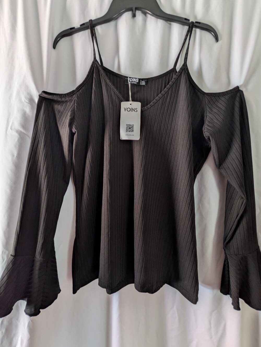 NWT YOINS Black Ribbed Cold-Shoulder Long Flared Sleeve Camisole Top Sz. M